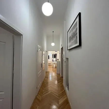 Big Apart Market Square - Rynek 46 - 4 Rooms!!! - View شقة *