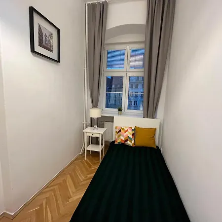 Appartamento Big Apart Market Square - Rynek 46 - 4 Rooms!!! - View *