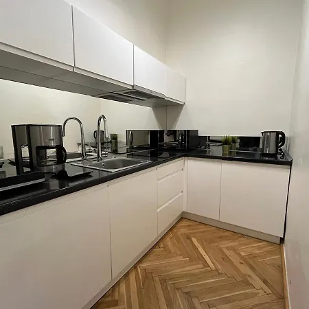 Big Apart Market Square - Rynek 46 - 4 Rooms!!! - View
